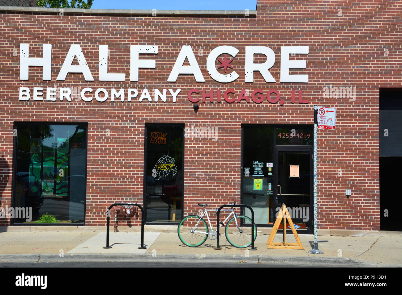Half Acre is a local craft brewery located in the North Center neighborhood of Chicago Stock Photo