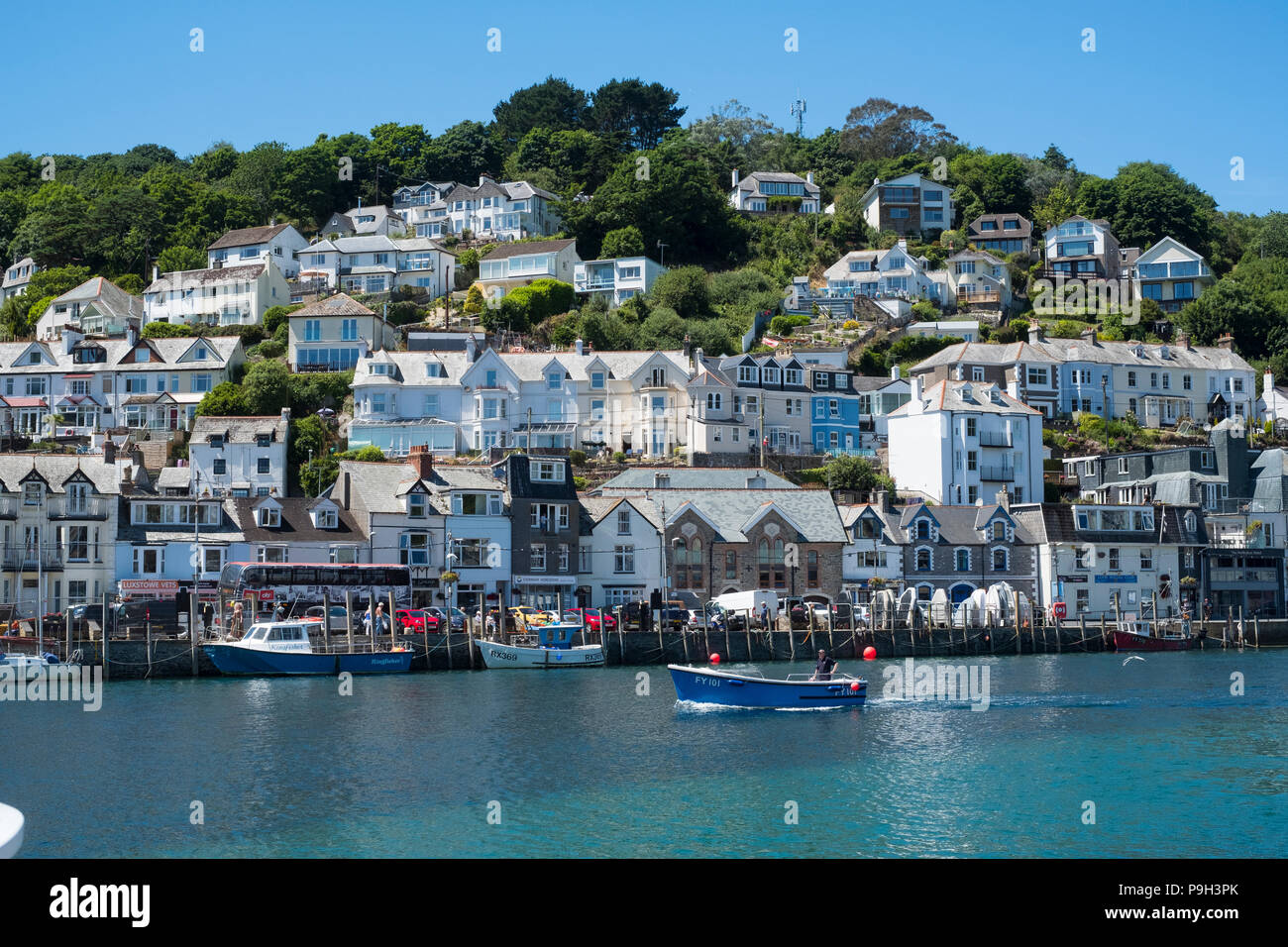 The fishing port of Looe, Cornwall, UK Stock Photo - Alamy
