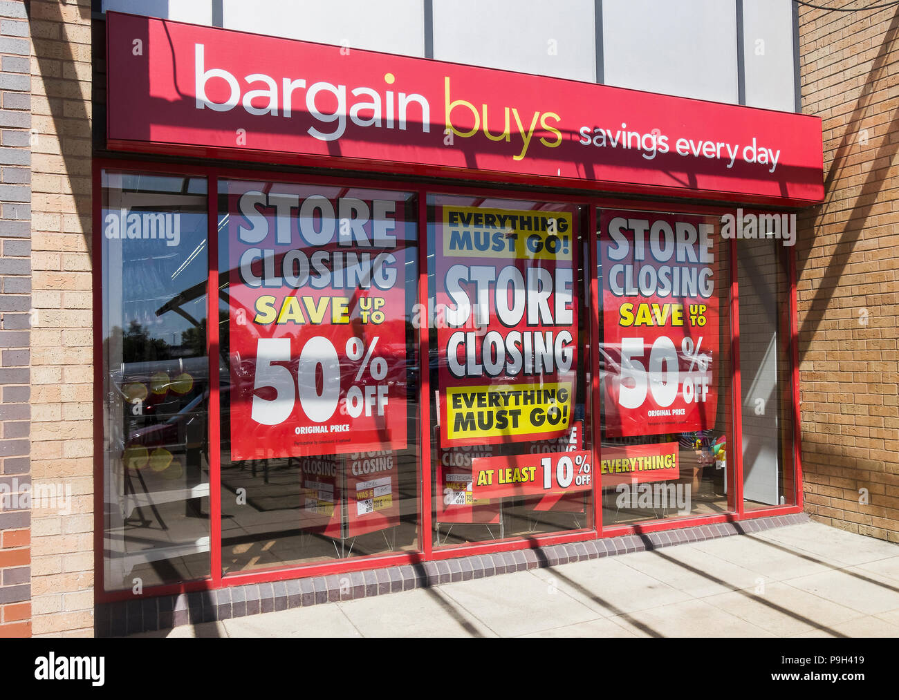 Bargainbuys chain of discount stores to close Stock Photo Alamy