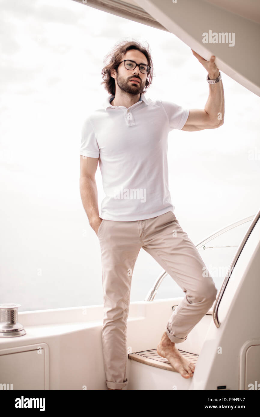 Tourists standing on a boat deck hi-res stock photography and images ...