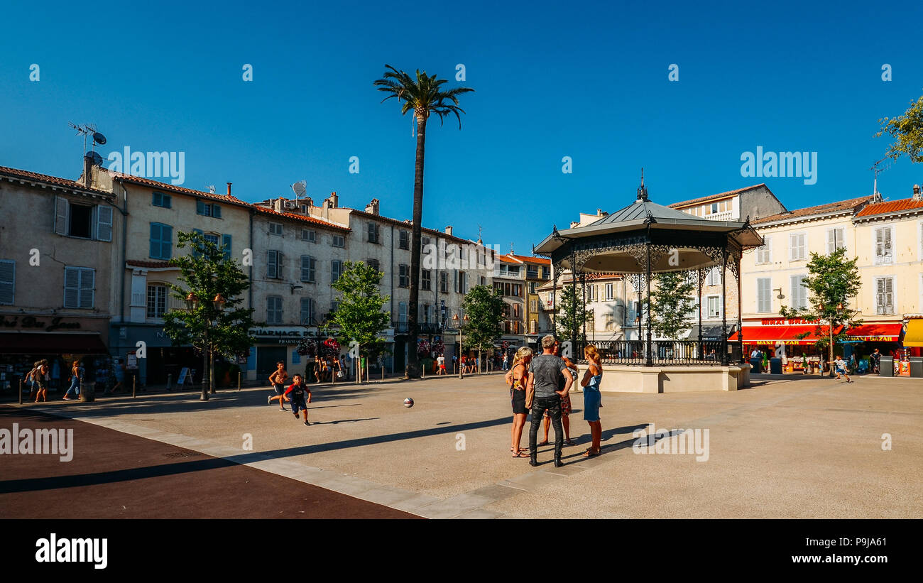 Antibes, Cote d'Azur, France gazebo Stock Photo