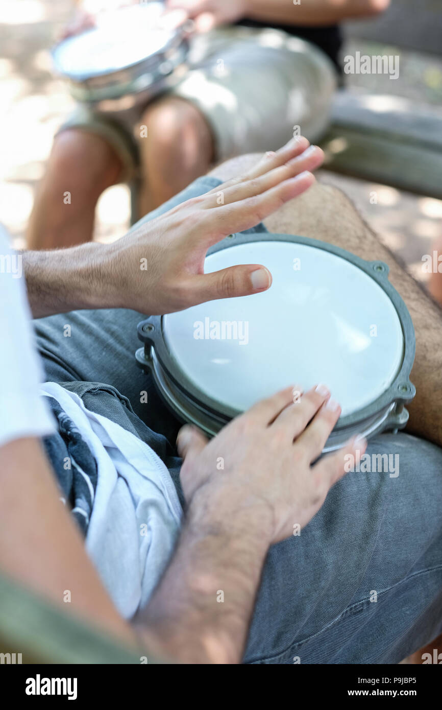 Tam-tam photo stock. Image du percussion, indigène, musical - 43231664