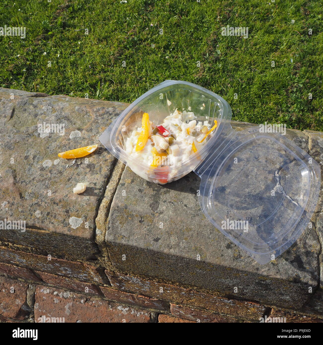 Sneaky dumping of rubbish on the street Stock Photo Alamy