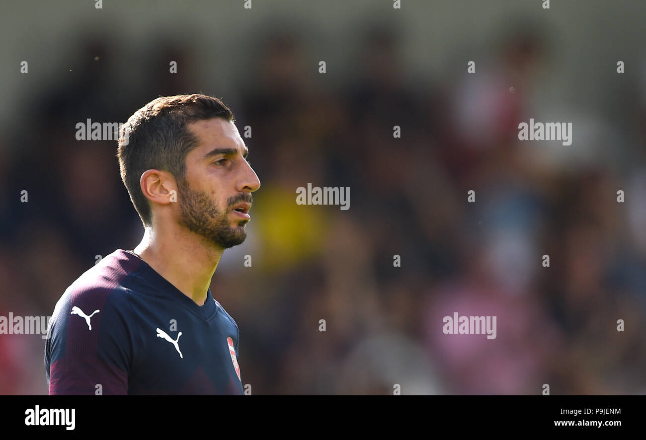 Arsenal's Henrikh Mkhitaryan Stock Photo - Alamy