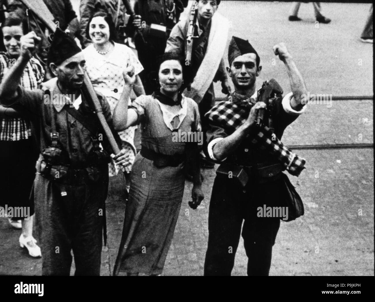 Spanish Civil War, 19361939, militiwomen and militimen heading to the