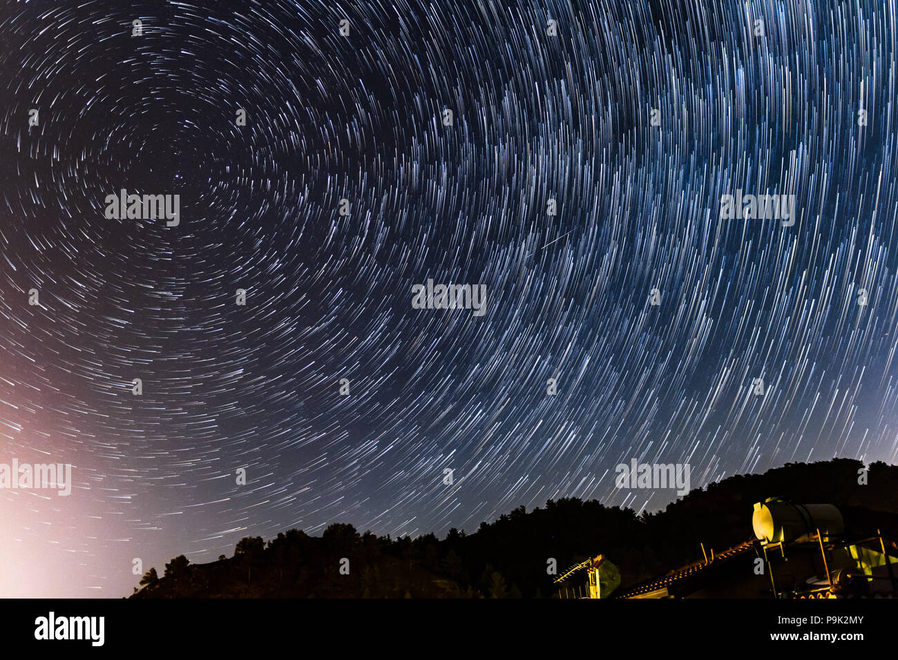 Round star trails hi-res stock photography and images - Alamy