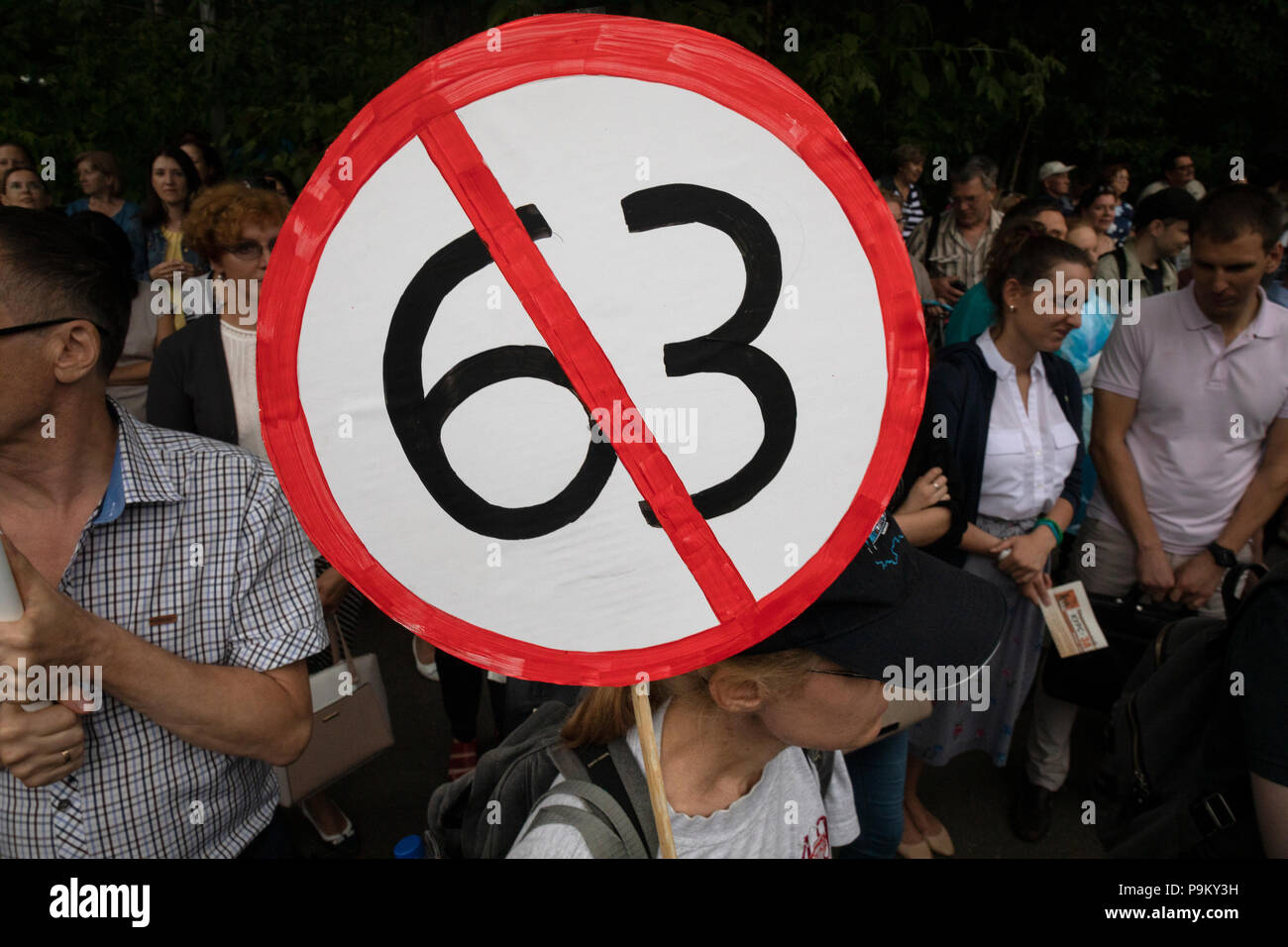 The government proposed to start raising the retirement age in 2019 11 The government proposed to start raising the retirement age in 2019 70
