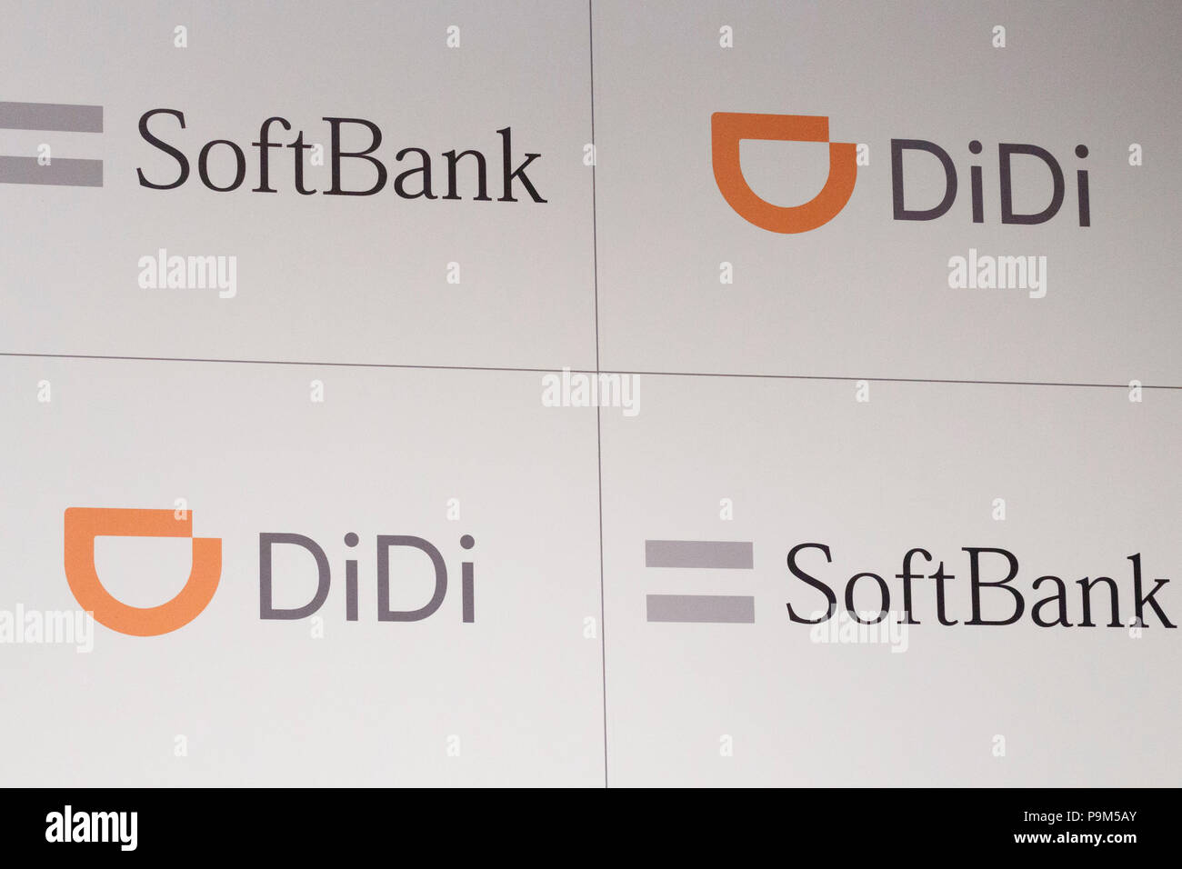 Tokyo Japan 19th July 18 Logos Of Softbank And Didi Chuxing On Display During A News
