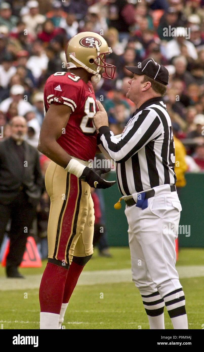 December 16, 2001 - San Francisco, California, U.S - Referee gives warning to San Francisco 49ers wide receiver J.J. Stokes (83) on Sunday, December 16, 2001, in San Francisco, California. The 49ers defeated the Dolphins 21-0. (Credit Image: © Al Golub via ZUMA Wire) Stock Photo