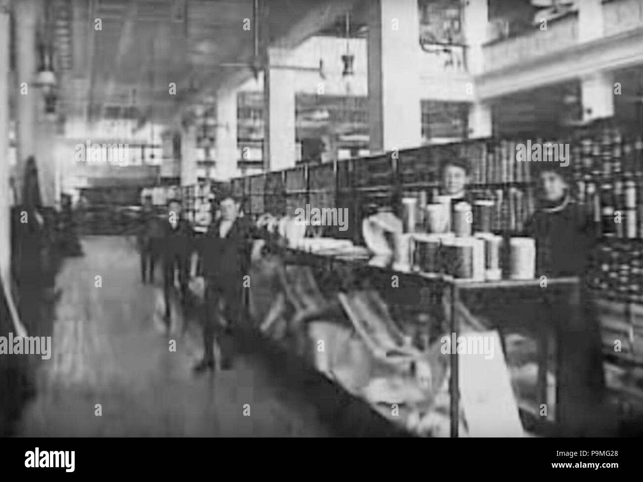 33 1915 Hess Brothers Department Store Fabrics Department