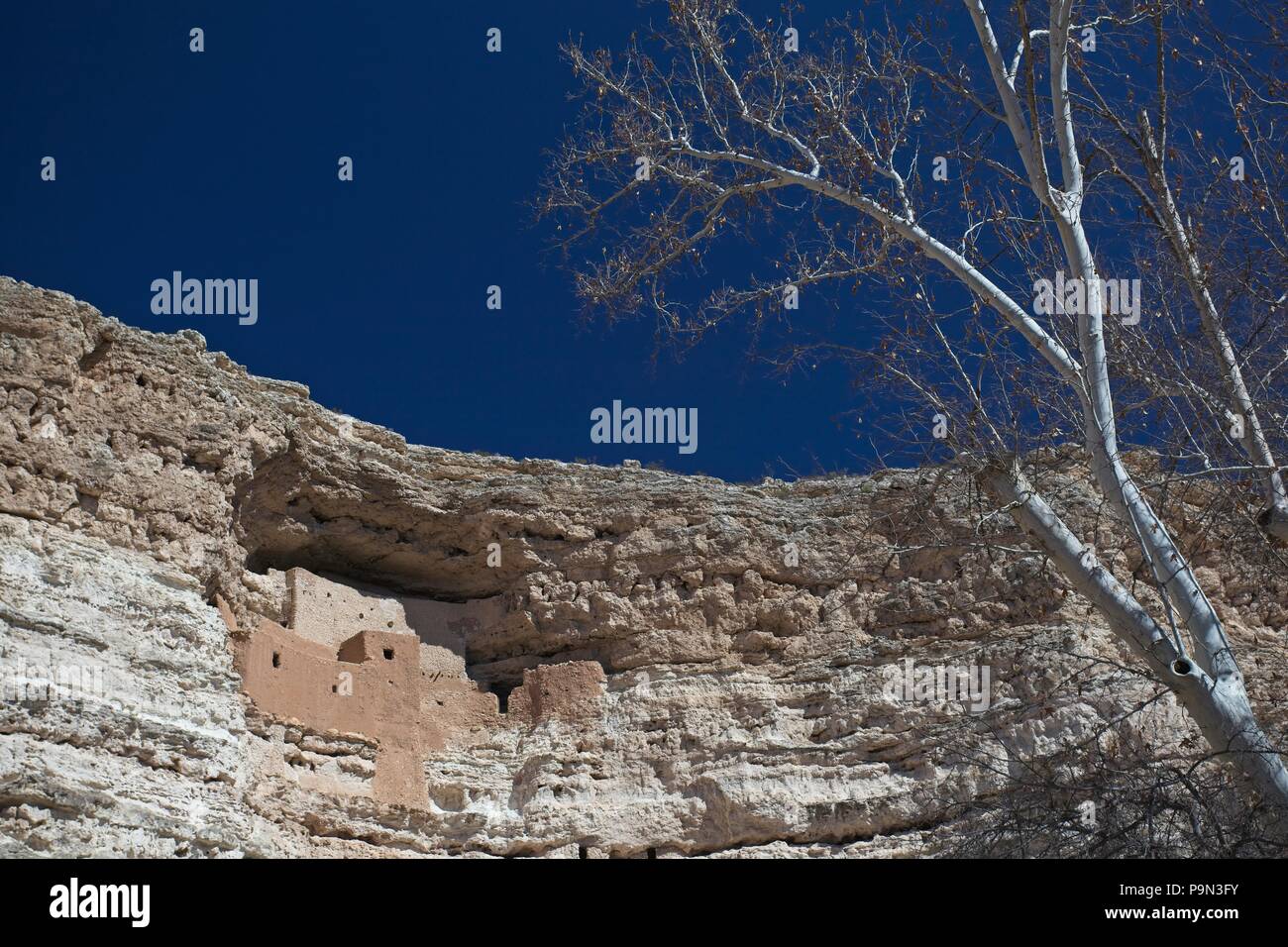 Montezuma castle hires stock photography and images Alamy