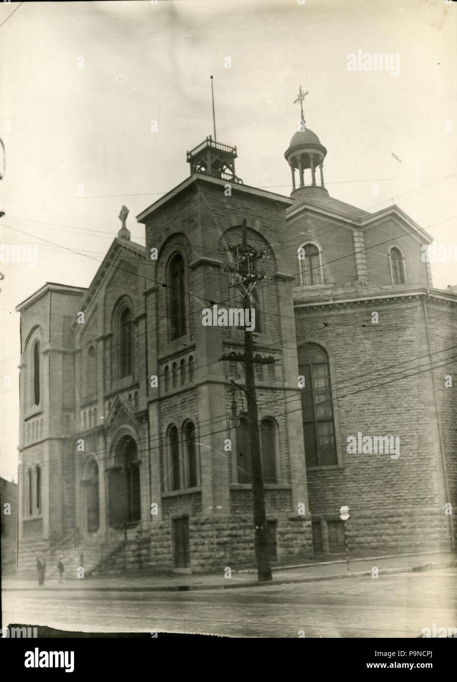 Notre dame église du bon conseil hires stock photography and images
