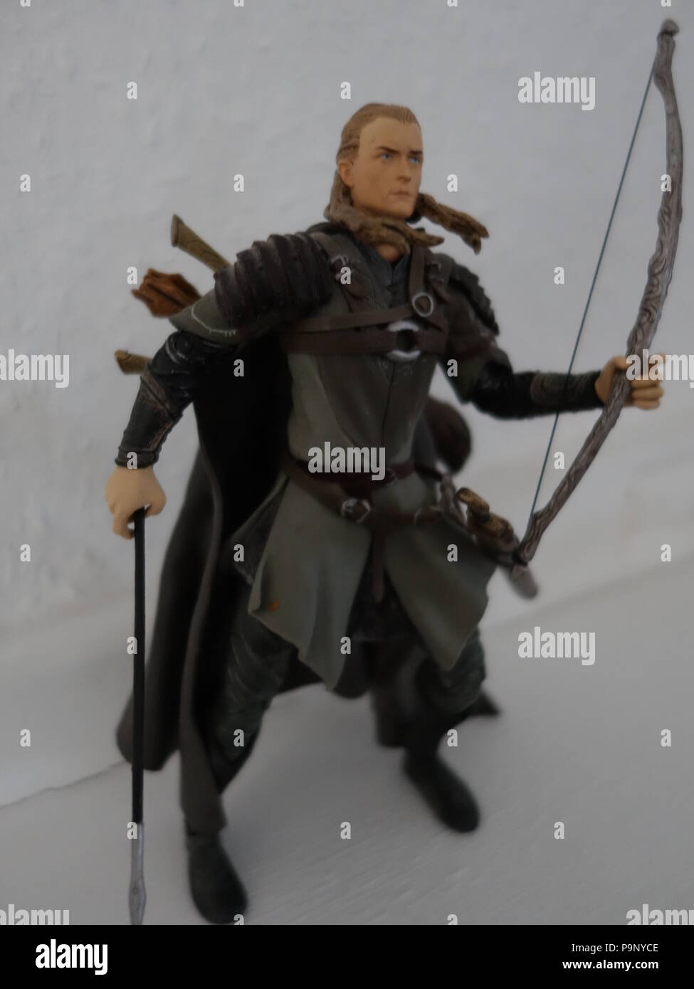 lord of the rings legolas action figure