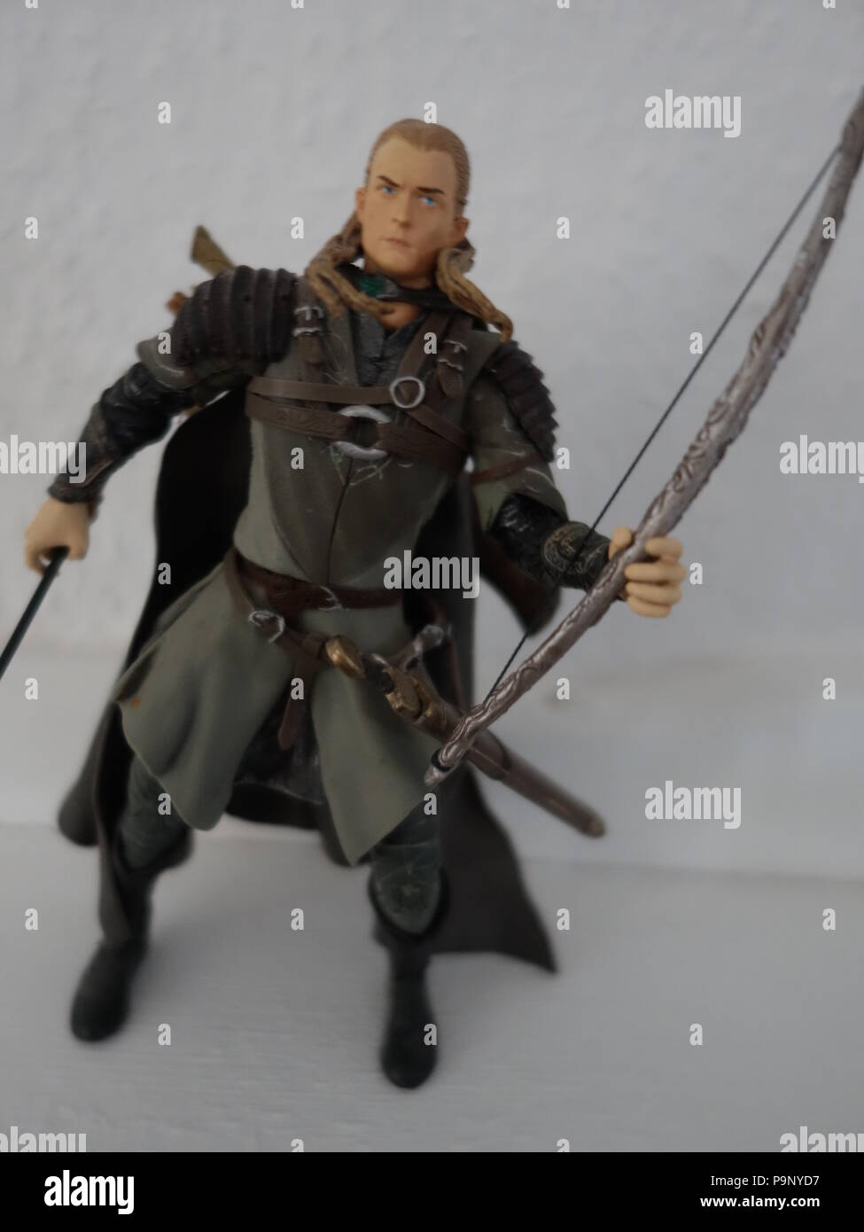 lord of the rings legolas action figure