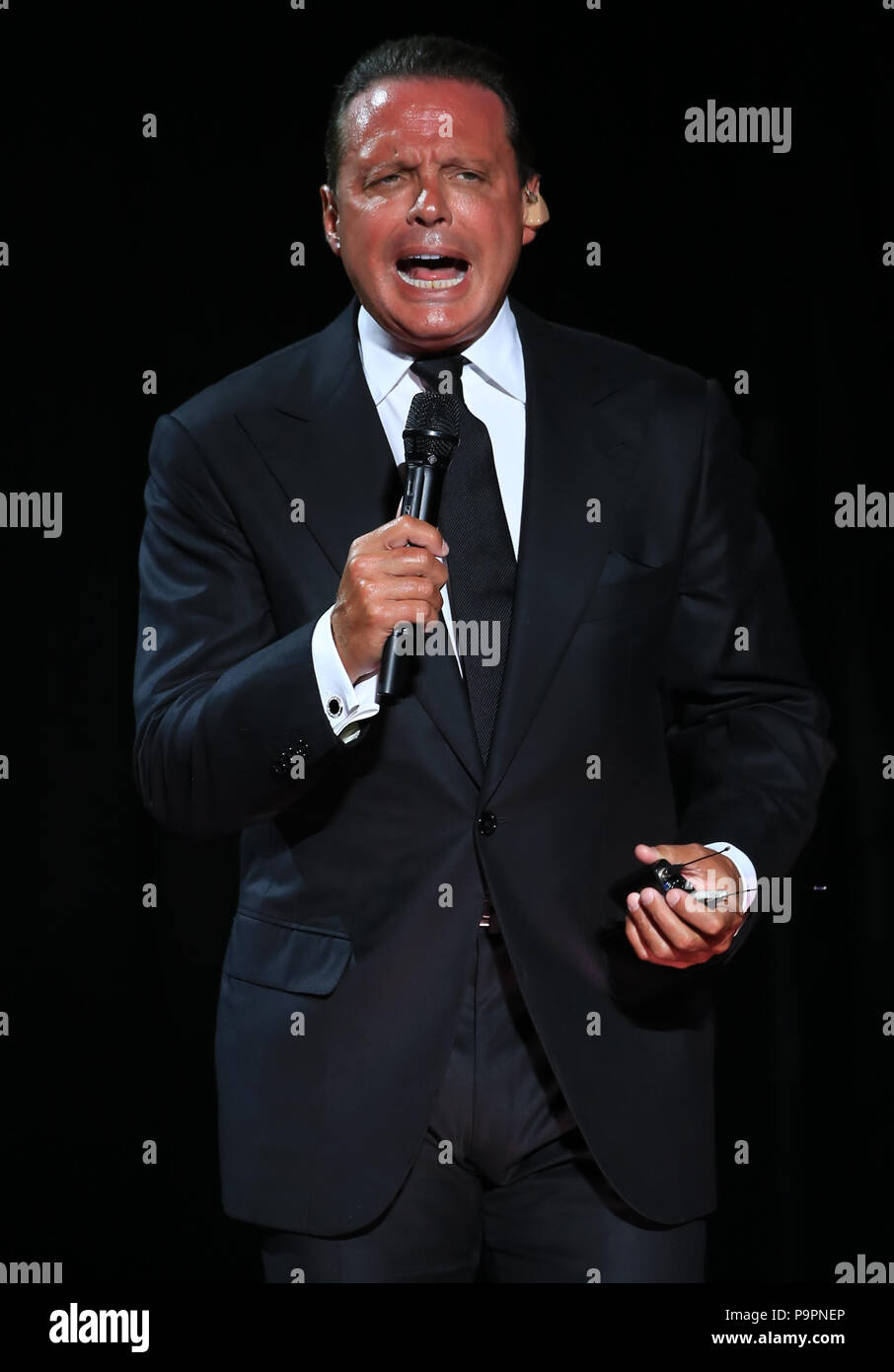 Mexican singer Luis Miguel during his concert at the Multipurpose