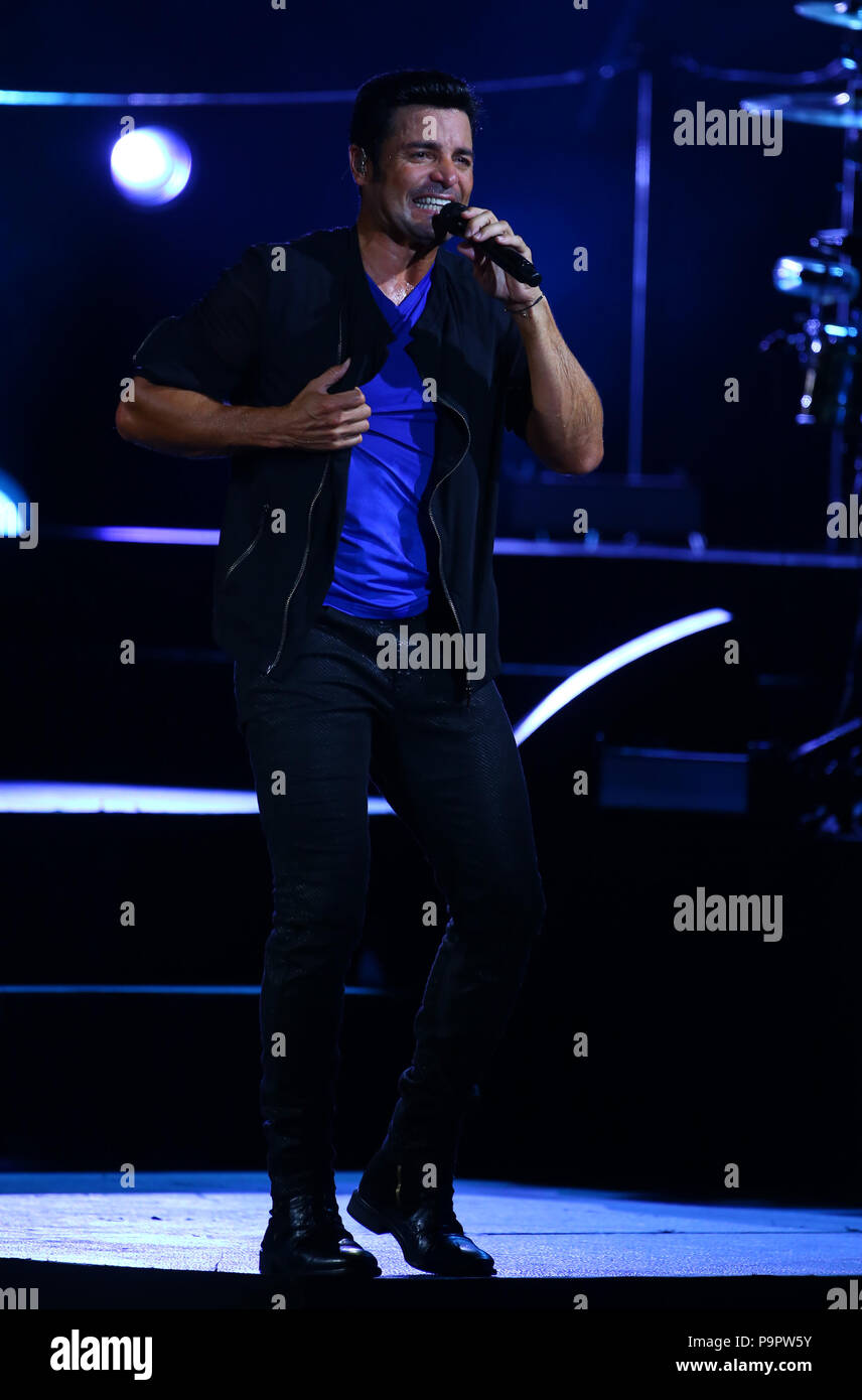 El cantante, bailarín y actor puertorriqueño Chayanne , durante su concierto en el AVA Amphitheater de casino del Sol en Tucson Arizona , el 4 de sep Stock Photo