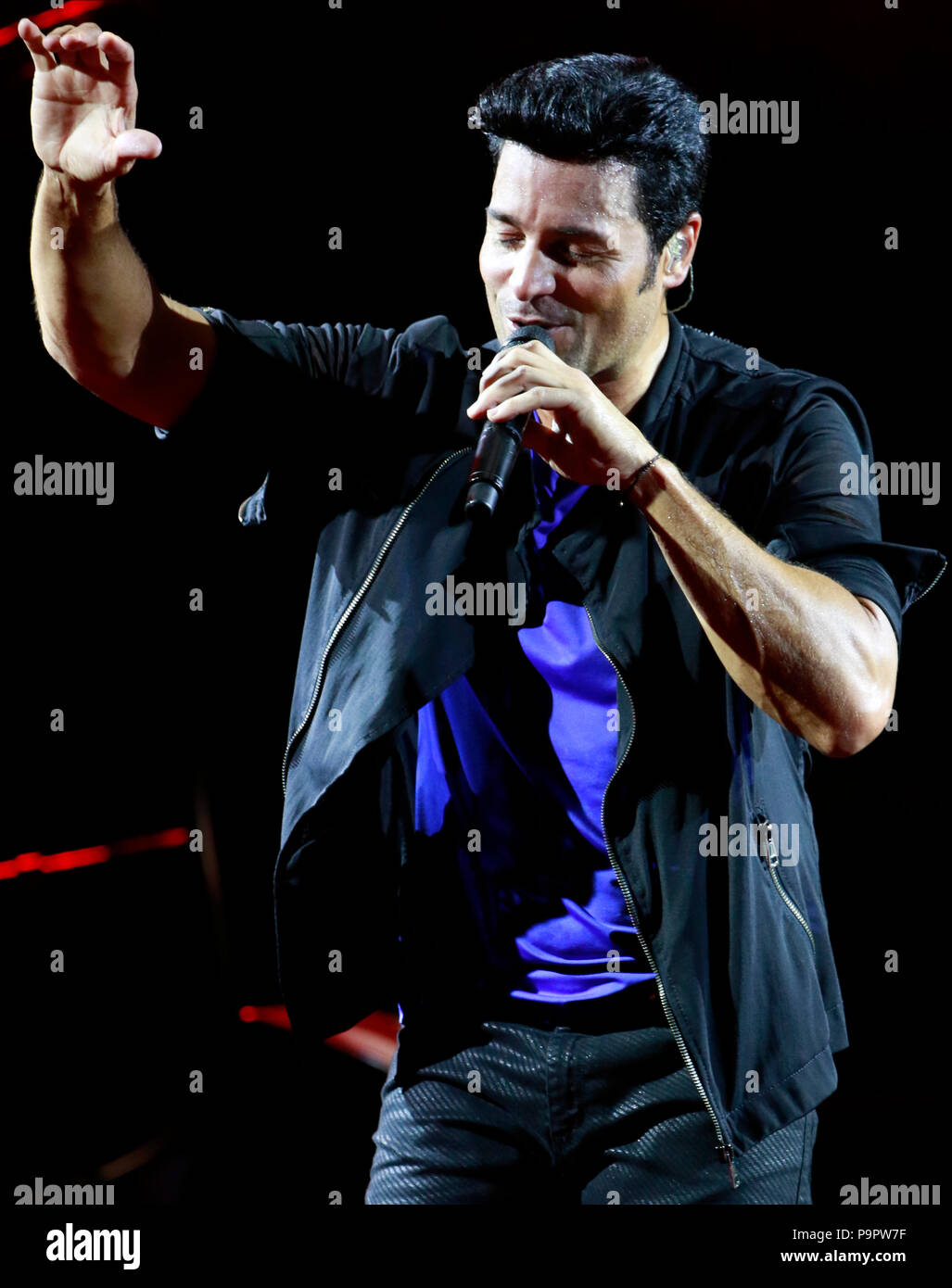 El cantante, bailarín y actor puertorriqueño Chayanne  , durante su concierto en el AVA Amphitheater de casino del Sol en Tucson Arizona , el 4 de sep Stock Photo