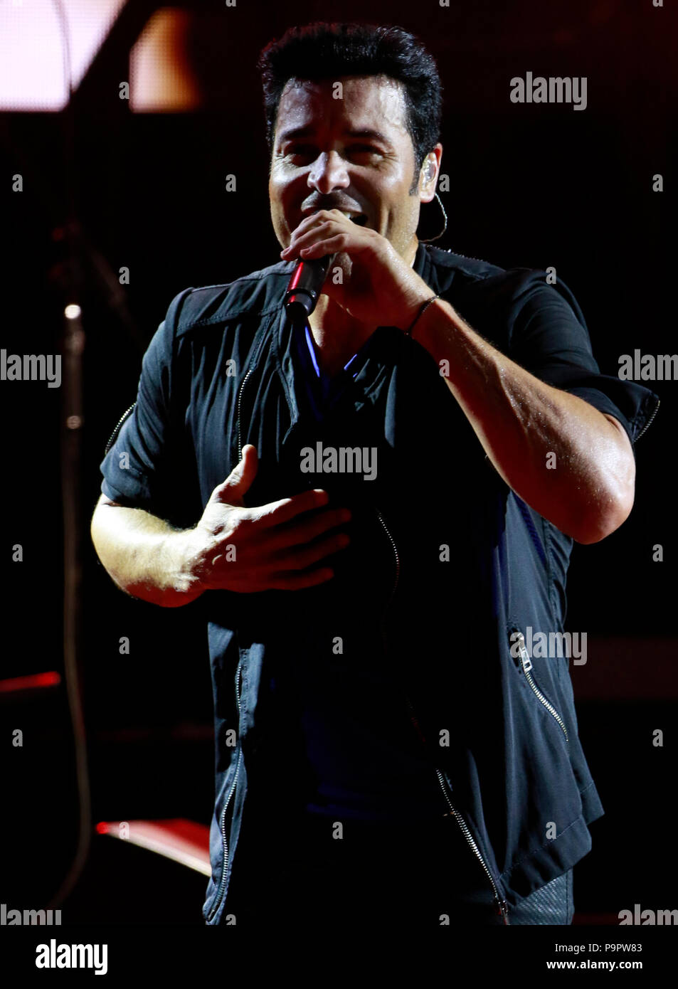 El cantante, bailarín y actor puertorriqueño Chayanne , durante su concierto en el AVA Amphitheater de casino del Sol en Tucson Arizona , el 4 de sep Stock Photo