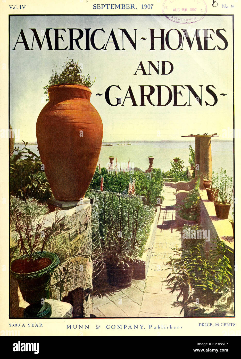 American homes and gardens hi-res stock photography and images - Alamy