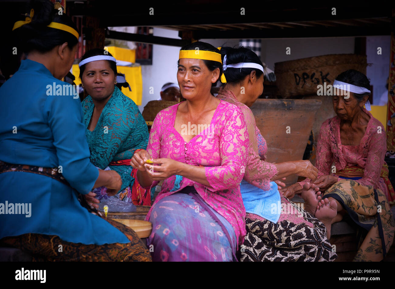 Balinese People at Pura Tirta Empul, Manukaya, Tampaksiring, Gianyar Bali Stock Photo