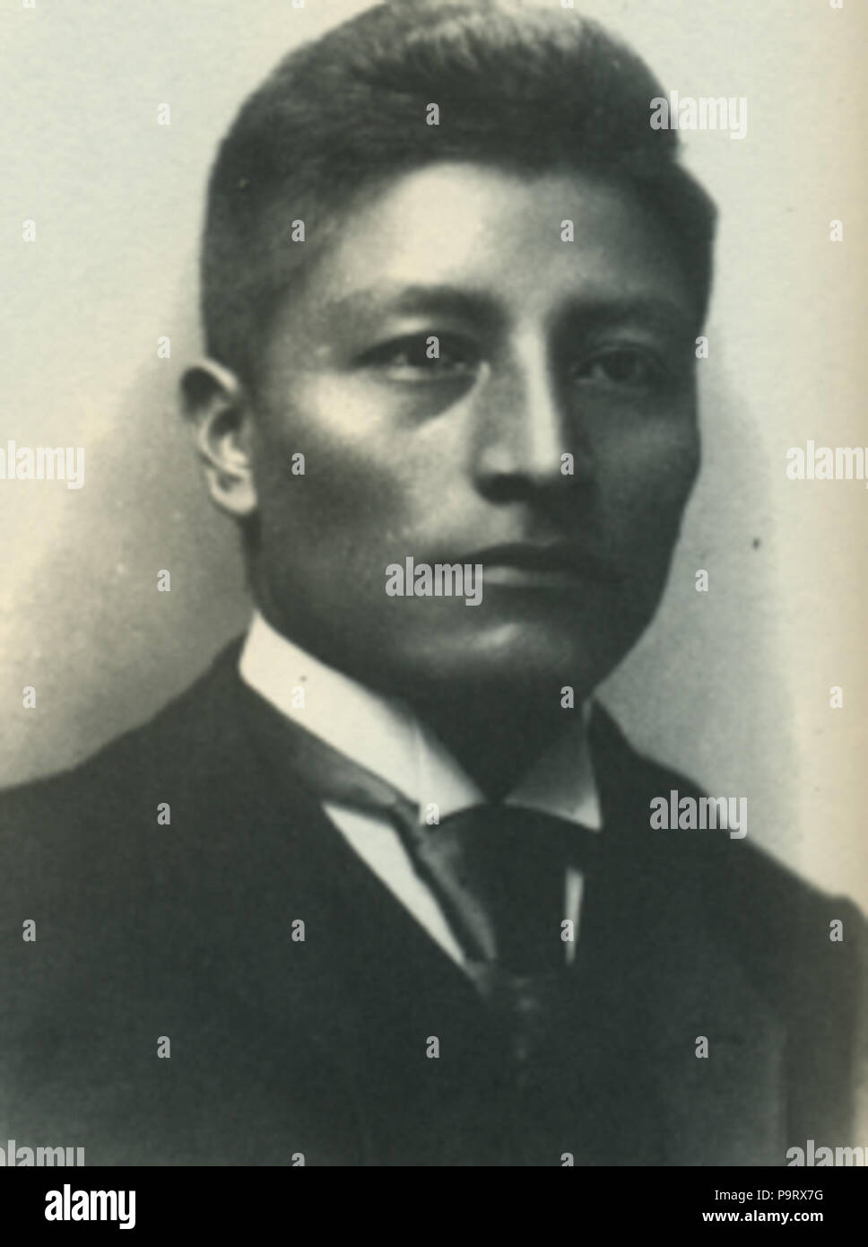 Yellow robe hi-res stock photography and images - Alamy