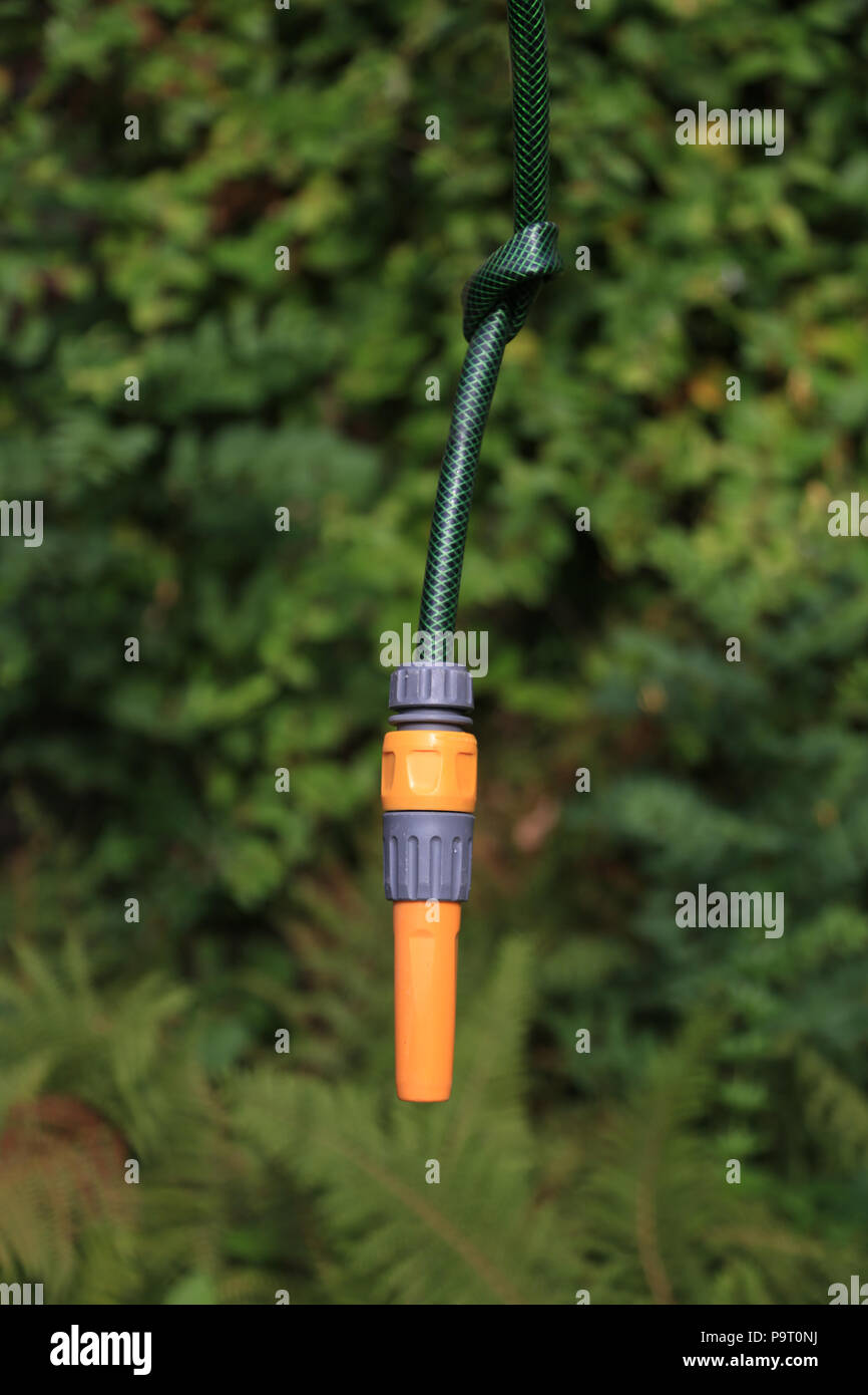 Hose pipe knotted hires stock photography and images Alamy