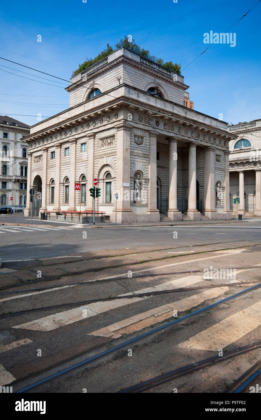 Milan Venice High Resolution Stock Photography And Images Alamy