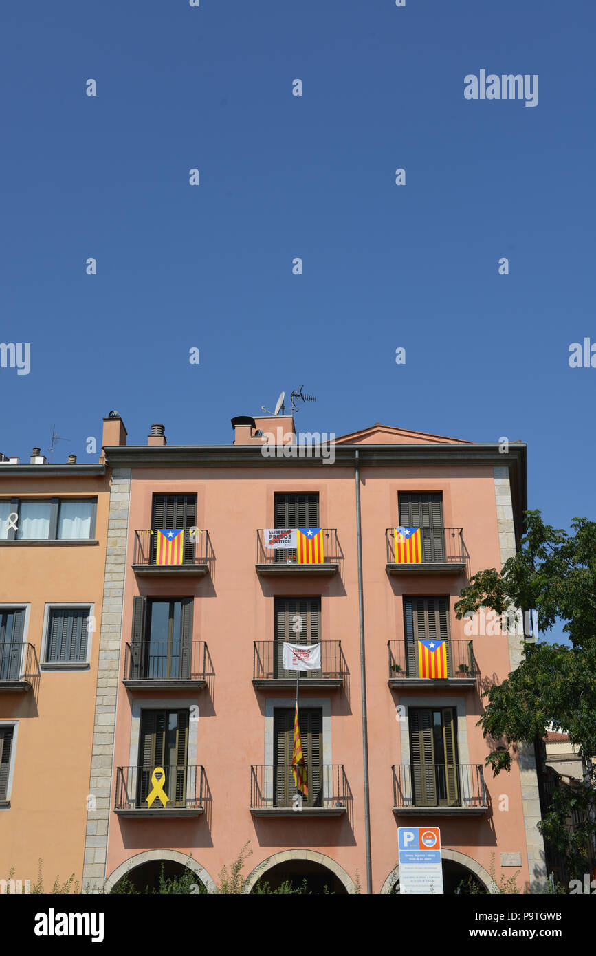 Catalonia Independence Flags on balconies in Girona, Catolonia, Spain Stock Photo