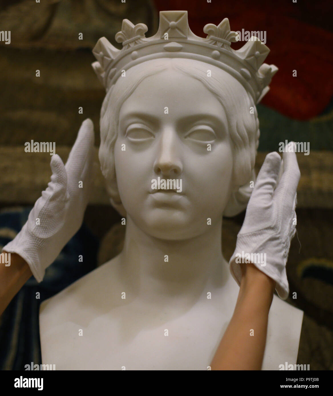 Bust of queen victoria hi-res stock photography and images - Alamy