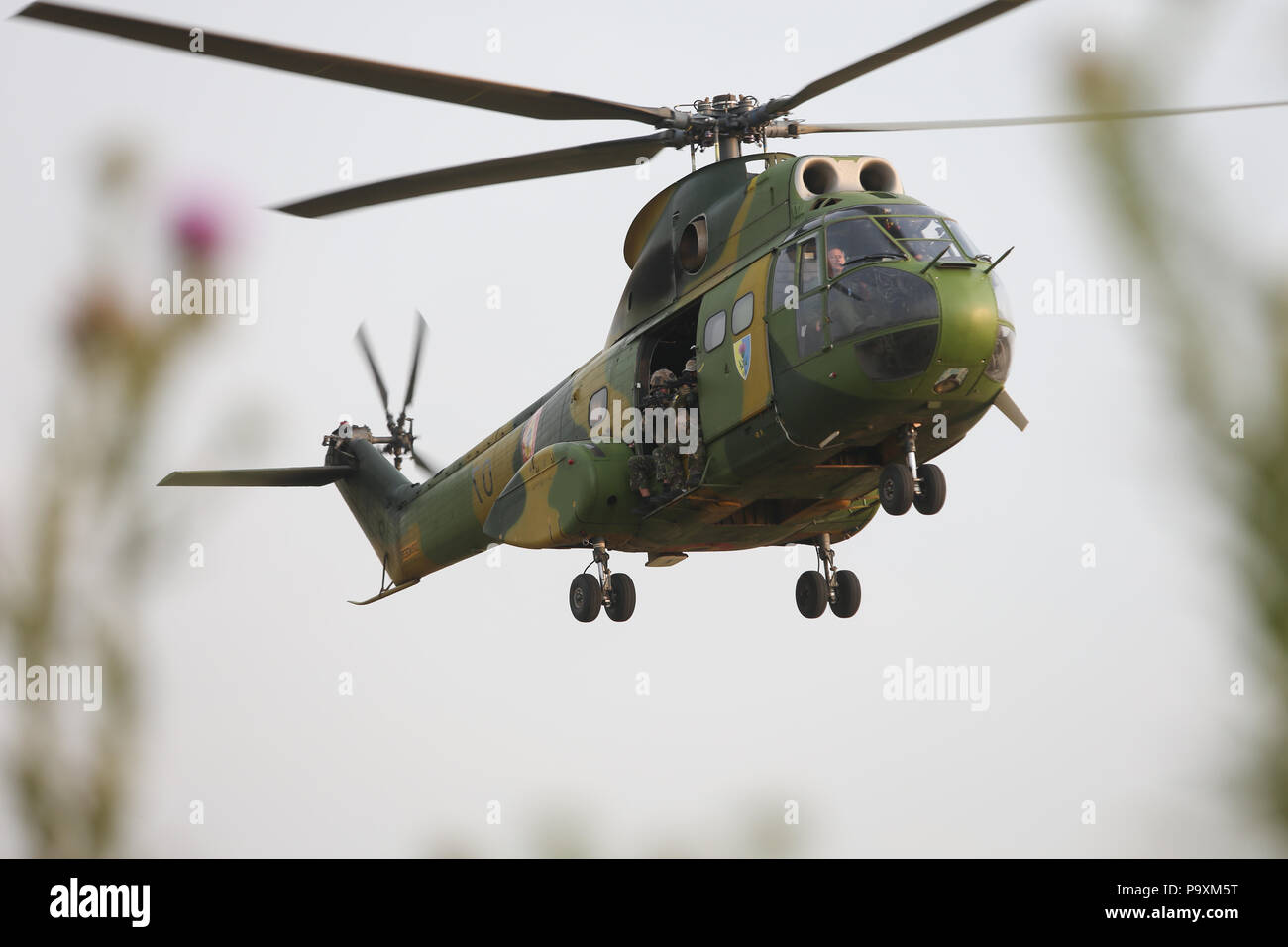 Sa 330 puma helicopter hi-res stock photography and images - Alamy