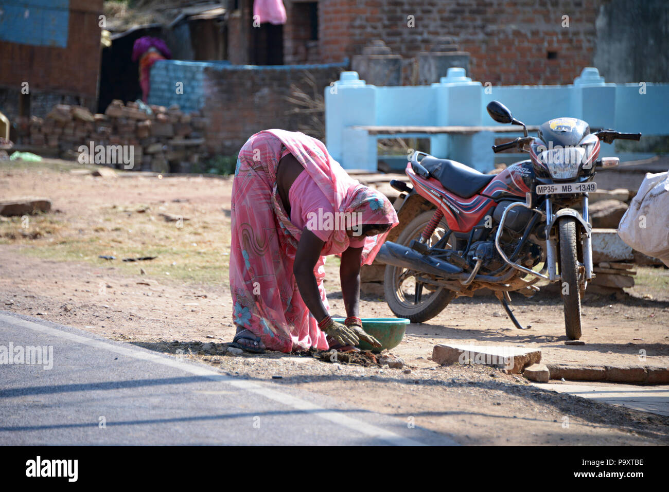 gloves for washing clothes india