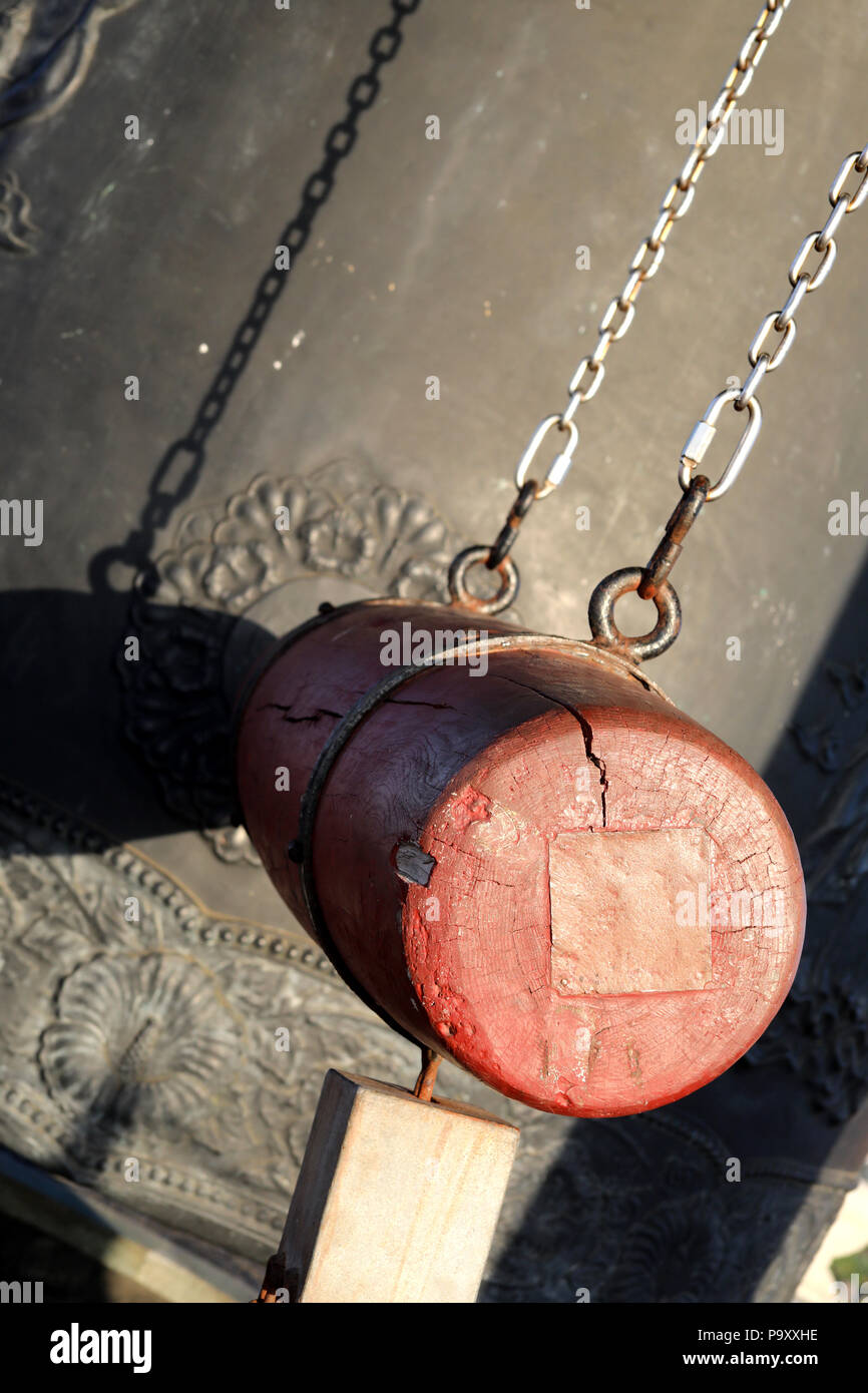 Bell clapper hires stock photography and images Alamy