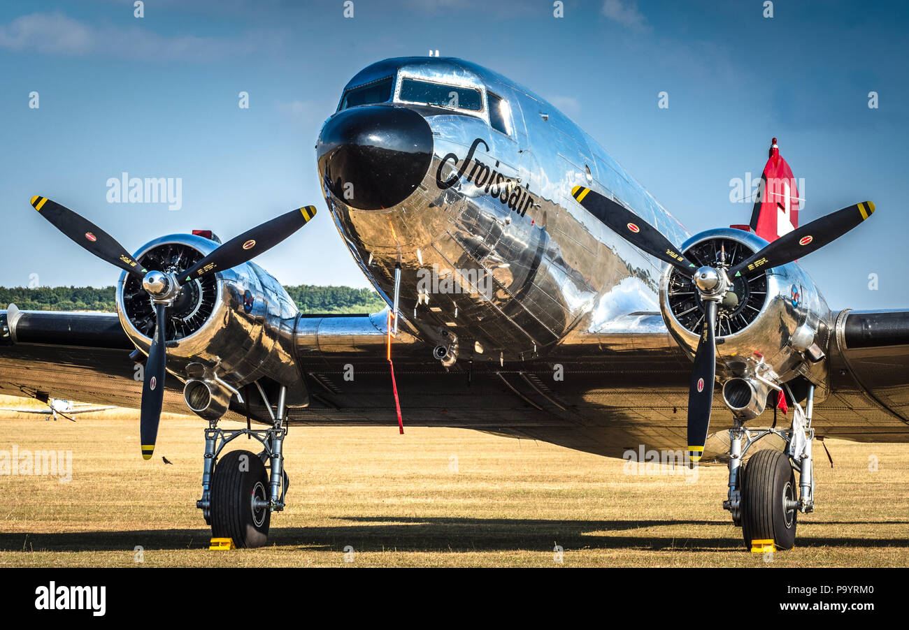 Swissair Douglas DC-3 DC3 - Historic DC3 in Swissair 1940s colours, operated by Ju-Air Stock Photo