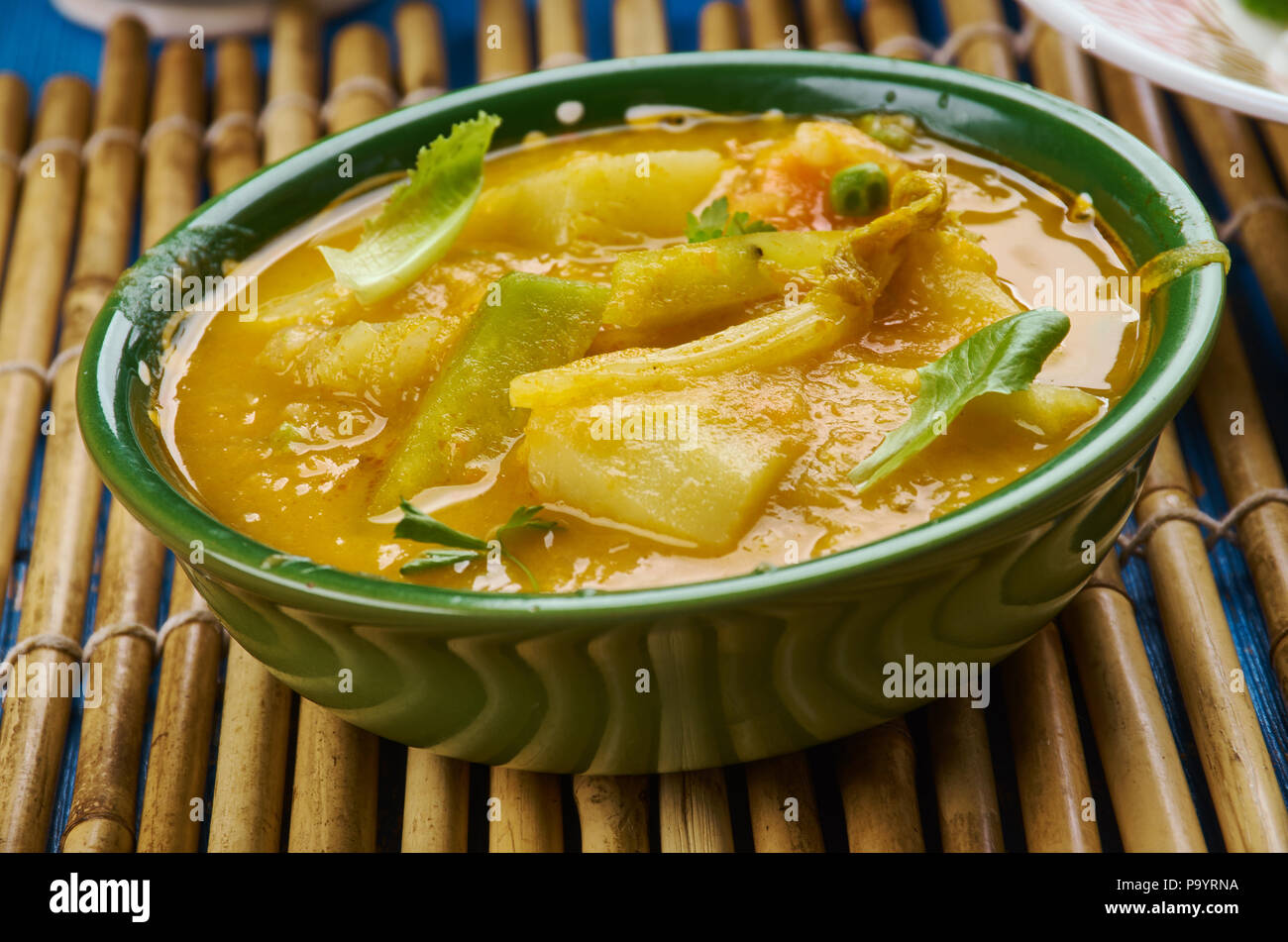 Bengali Drumstick Curry Drumstick Potato Curry , Pakistani cuisine