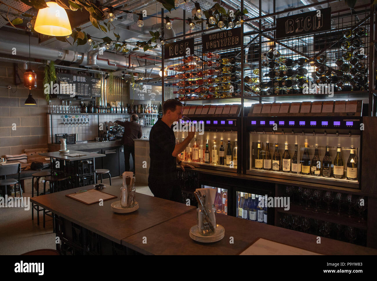 Vagabond Wines wine bar & restaurant in Battersea Stock Photo - Alamy