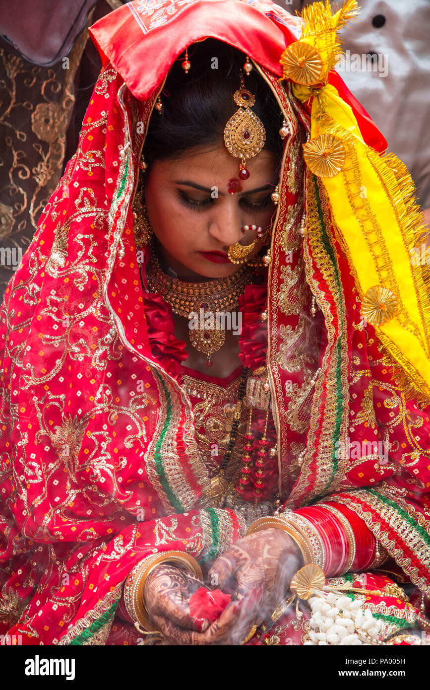 Dulhan dress top images 2018
