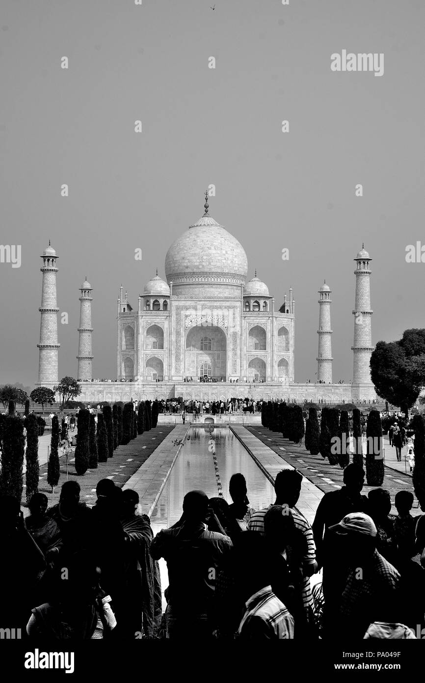Asian unesco world heritage site Black and White Stock Photos & Images ...