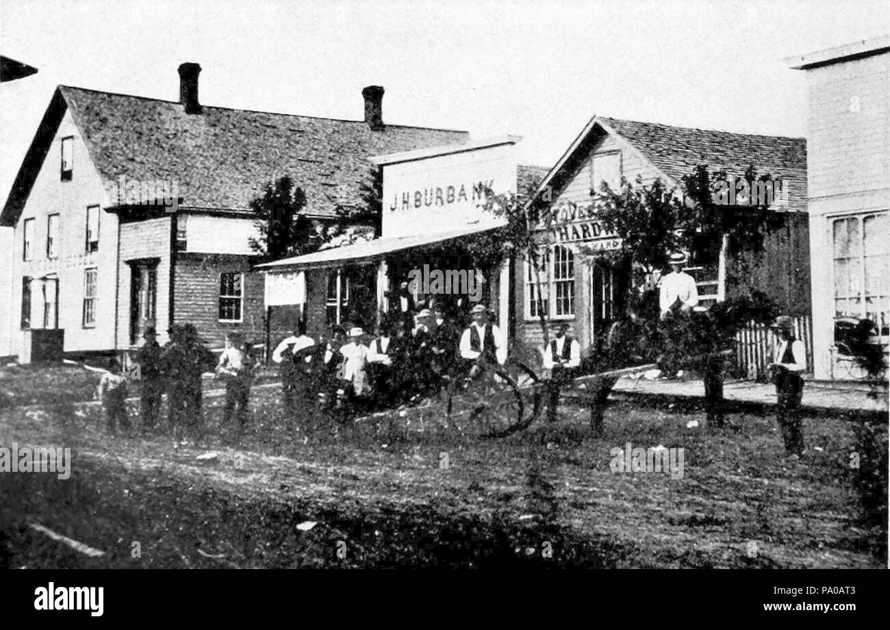 . English: East side of Stone Street, Falls City, Nebraska. Identifier: historyofrichard01edwa Title: History of Richardson County, Nebraska : its people, industries and institutions Year: 1917 (1910s) Authors: Edwards, Lewis C Subjects: Publisher: Indianapolis : B.F. Bowen Contributing Library: Harold B. Lee Library Digitizing Sponsor: Brigham Young University View Book Page: Book Viewer About This Book: Catalog Entry View All Images: All Images From Book Click here to view book online to see this illustration in context in a browseable online version of this book. Text Appearing Before Image Stock Photo
