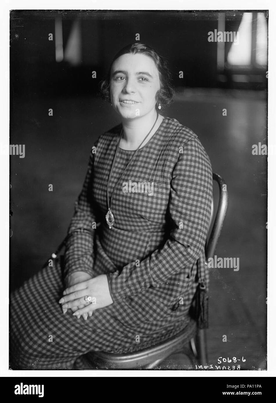686 Gabriella Besanzoni in 1919 in chair Stock Photo - Alamy
