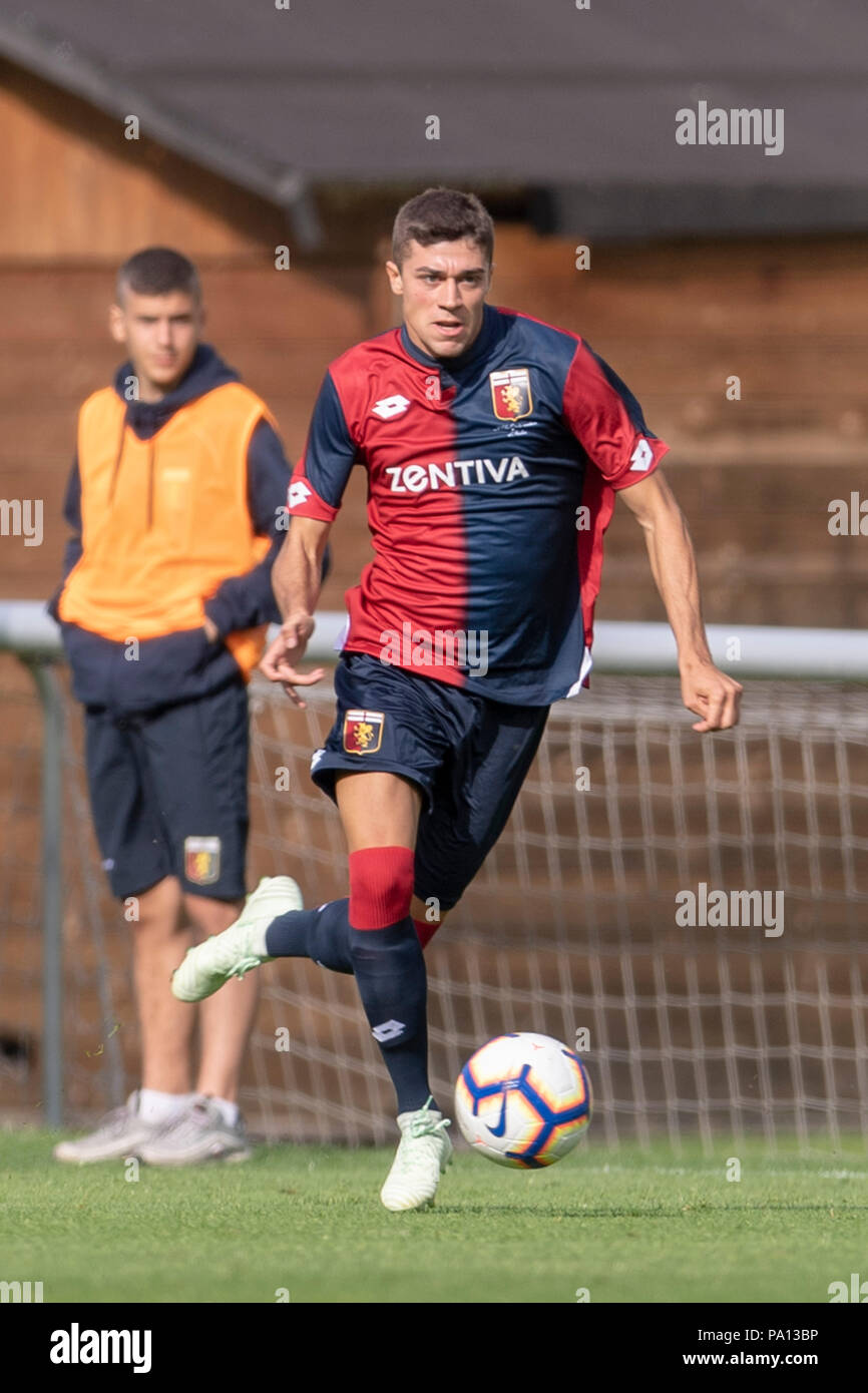 Parma, Italy. 05th Feb, 2023. Tardini Stadium, 05.02.23 Domenico Criscito  (4 Genoa) during the Serie B match between Parma and Genoa at Tardini  Stadium in Parma, Italia Soccer (Cristiano Mazzi/SPP) Credit: SPP