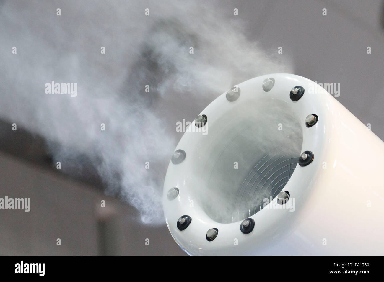 Industrial misting fan hi-res stock photography and images - Alamy