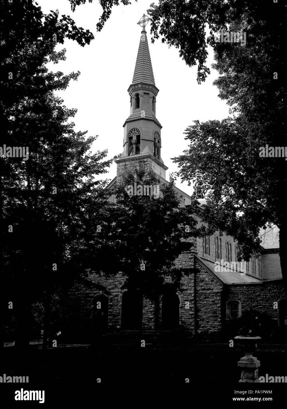 337 Église Notre-Dame-de-Bonsecours de Montebello BAnQ P174S4P350 Stock Photo