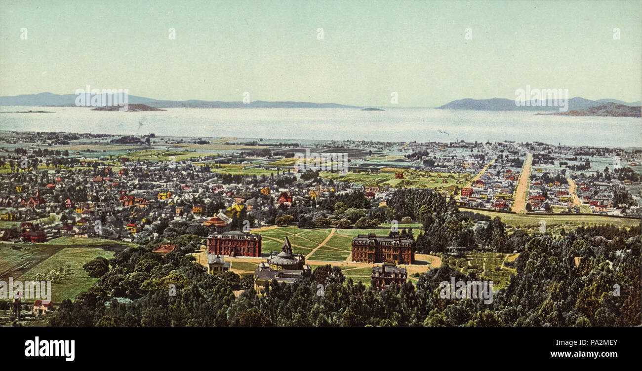 . English: Golden Gate from Berkeley Heights . between 1890 and 1905 196 Berkeley and Golden Gate 17930u Stock Photo