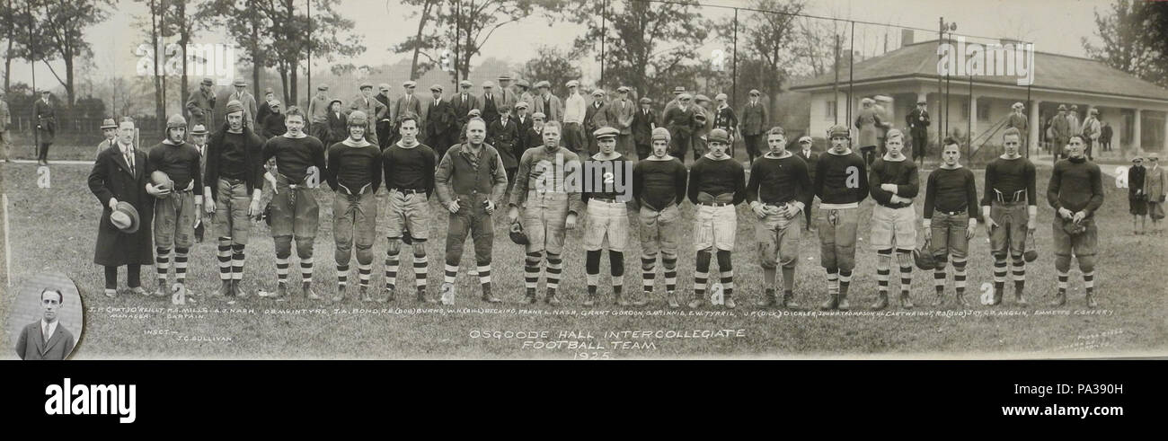 188 Osgoode Hall intercollegiate football team, 1925 Stock Photo