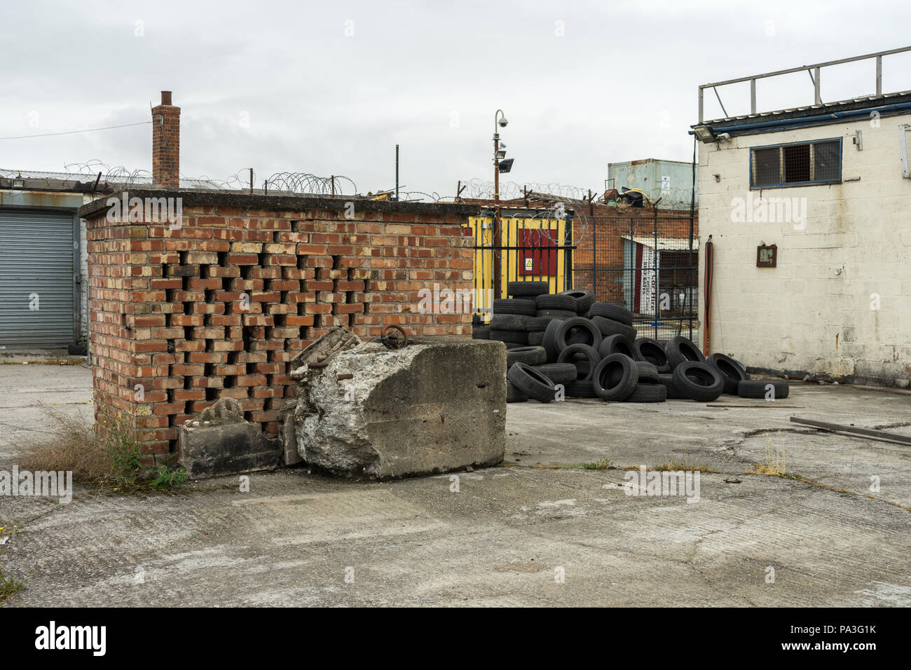 Industrial estate abandoned hires stock photography and images Alamy