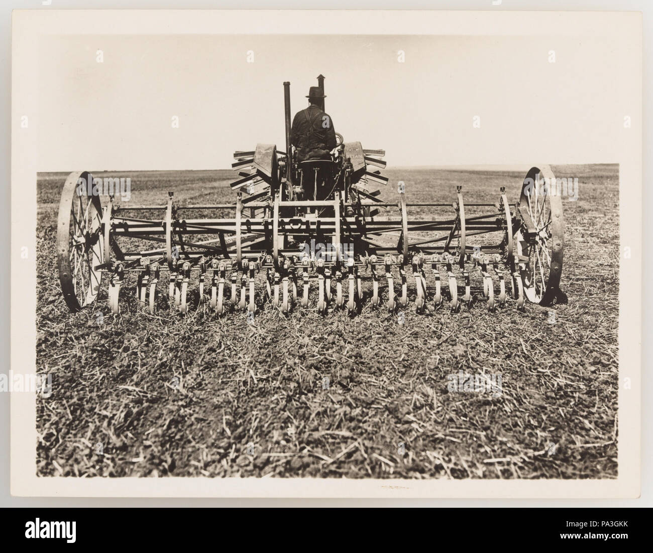 Harvesting processes hi-res stock photography and images - Alamy
