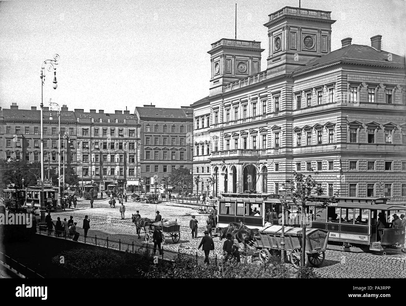 Juliustandlerplatz hi-res stock photography and images - Alamy