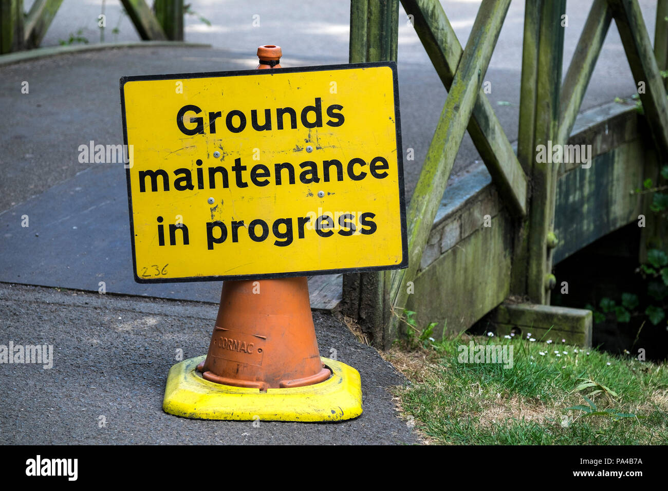 Grounds maintenance hi-res stock photography and images - Alamy