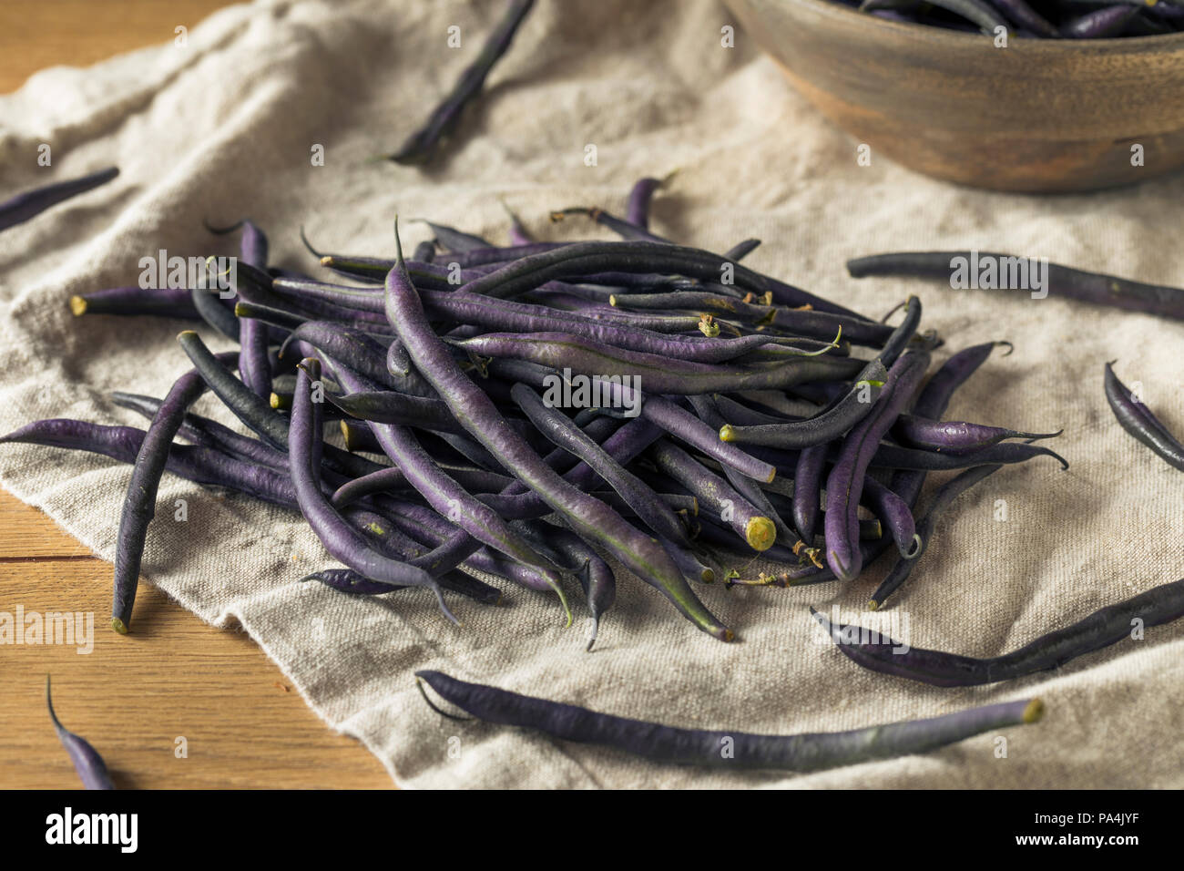 Purple wax beans hi-res stock photography and images - Alamy