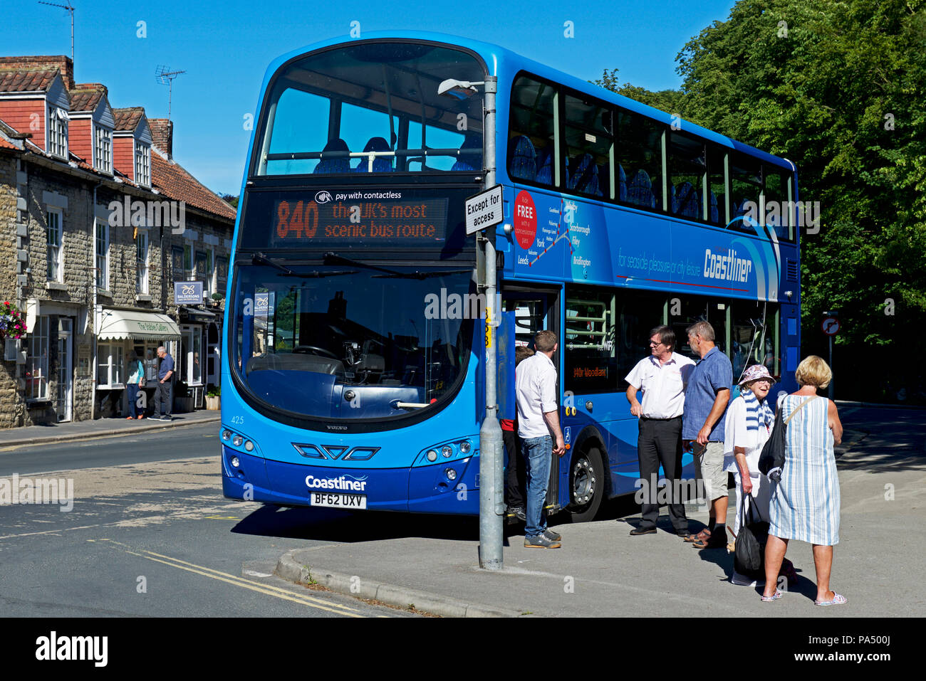 Bus and passengers, ThorntonleDale, North Yorkshire, England UK Stock